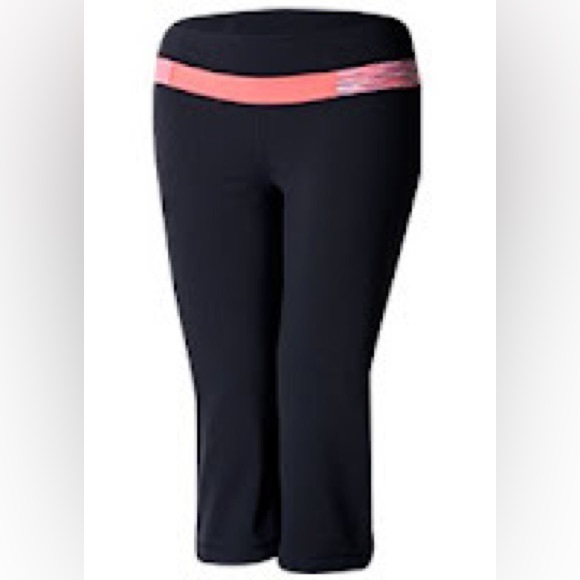 🍋lululemon🍋 Groove Down Crop Reversible | Vintage | Grey White Black | Size 4 - Picture 7 of 7